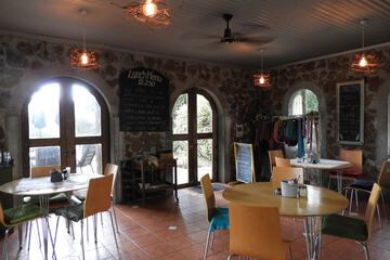 Cafe