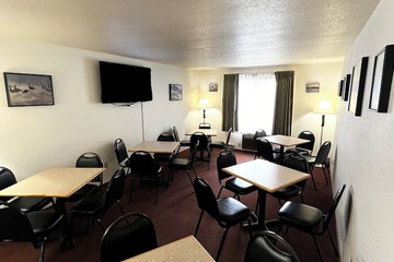 Breakfast/Coffee Service 59 of 62