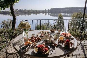 Breakfast meal