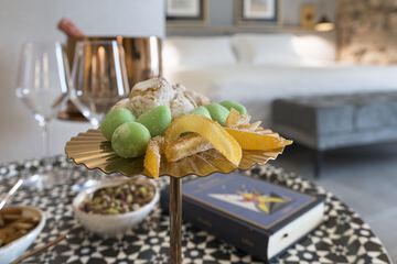 Room service - dining