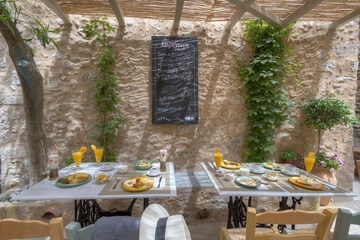 Breakfast area