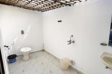 Photo 32