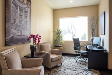 Business Center 34 of 35