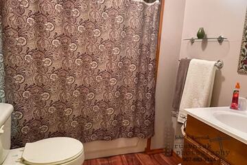 Room 13 of 34