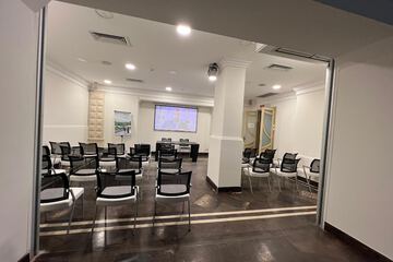 Meeting facility