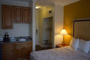 Room 14 of 39