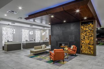 DoubleTree by Hilton Rochester