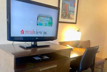 Business Center 58 of 59