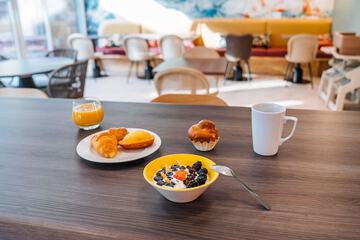 Breakfast area