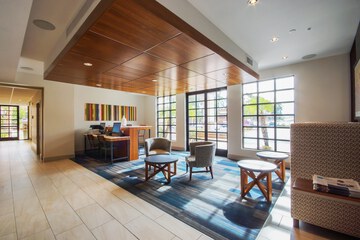 Business Center 51 of 52