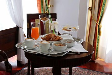 In-room dining