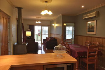 Photo 4