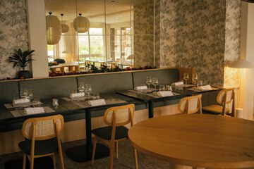 Cafe