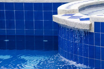 Pool waterfall
