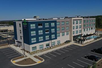 Holiday Inn Express & Suites Richburg by IHG