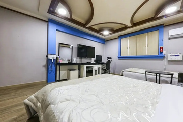 guest_rooms