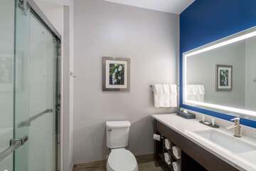 Room 21 of 35