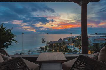 Beach/ocean view