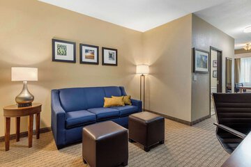 Room 16 of 30
