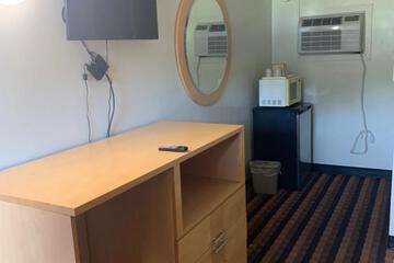 Budget Lodge Newton Falls