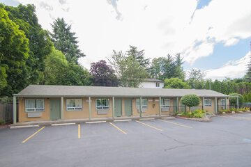 Property Grounds 81 of 93