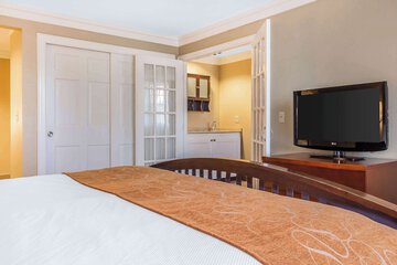 Room 17 of 51