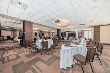 Banquet hall