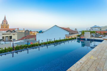 Rooftop pool