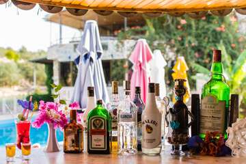 Poolside bar