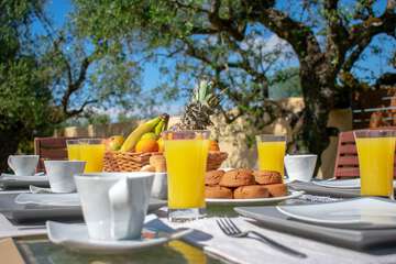 Breakfast meal