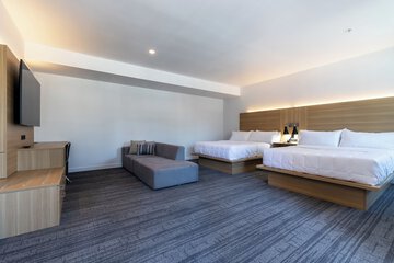 Room 48 of 81