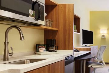 Private kitchenette
