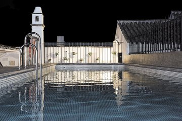 Rooftop pool