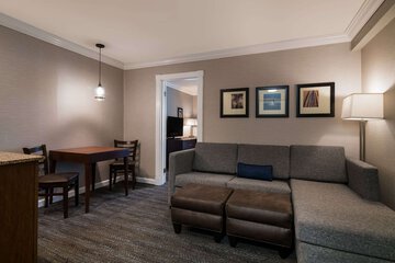 Room 16 of 65