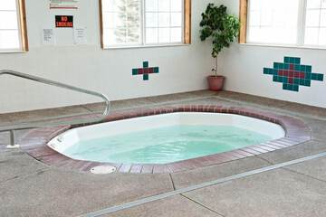 Indoor spa tub