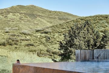 Infinity pool