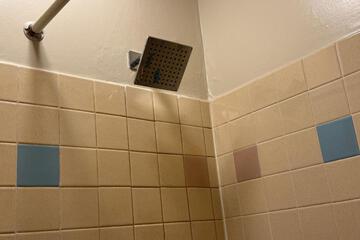 Country Club Inn & Suites