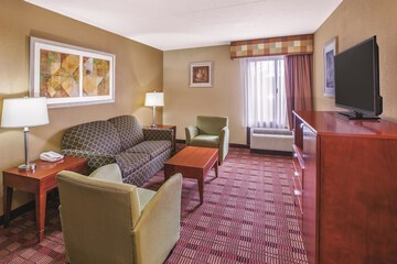 Baymont by Wyndham Canton / Hall of Fame