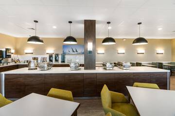 Breakfast/Coffee Service 77 of 91