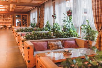 Coffee shop