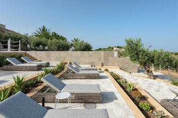 Sundeck