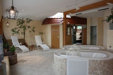 Indoor spa tub