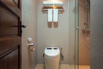 Bathroom shower