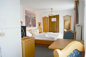 guest_rooms
