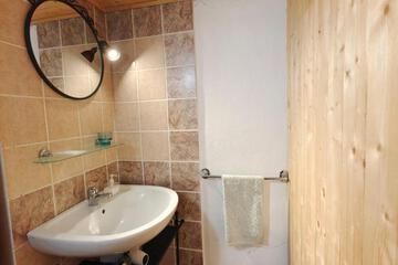 Photo 68
