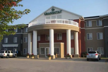 GrandStay Hotel & Suites