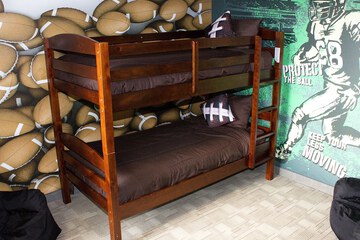 Children's theme room