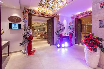 Indoor wedding