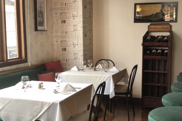 Coffee shop