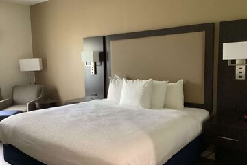 Room 13 of 27